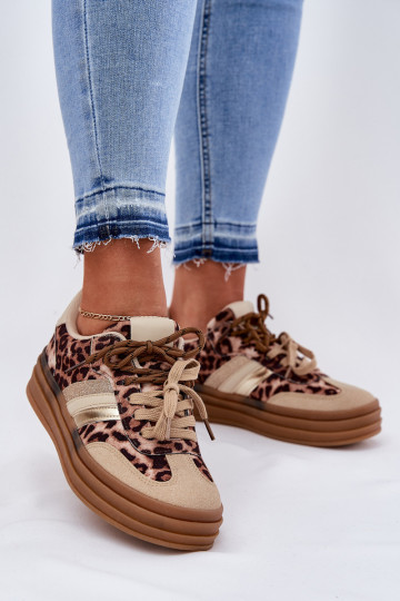 Chaussures modèle baskets Féminin avec une plateforme Z PodÀójnym Laçagem avec des motifs en fourrure de léopard beige Niteria