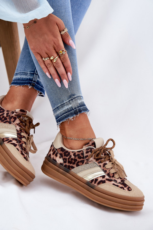 Chaussures modèle baskets Féminin avec une plateforme Z PodÀójnym Laçagem avec des motifs en fourrure de léopard beige Niteria