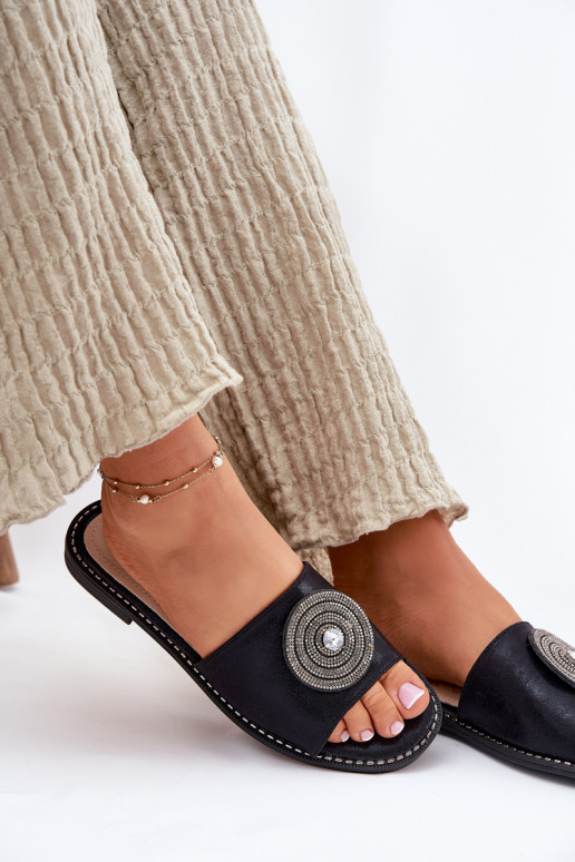 Pantoufles pour femmes avec des talons larges avec des ornements S.Barski KV51-013 couleur noire