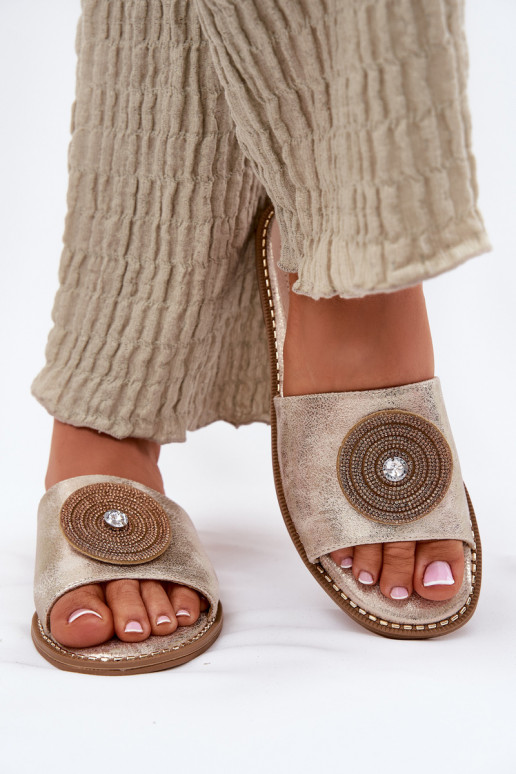 Pantoufles pour femmes avec des talons larges avec des ornements S.Barski KV51-013 couleur dorée