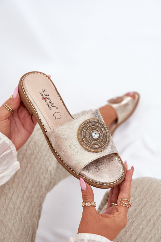 Pantoufles pour femmes avec des talons larges avec des ornements S.Barski KV51-013 couleur dorée