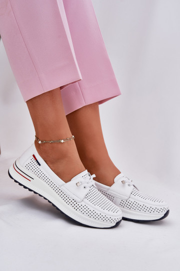Peau chaussures Féminin avec une plateforme couleur blanche Violeth