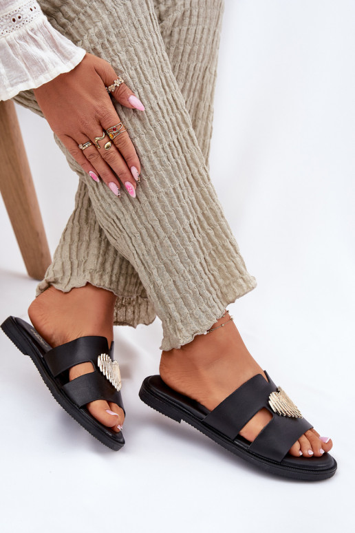 Pantoufles pour femmes avec des talons larges avec des détails dorés couleur noire Karinma