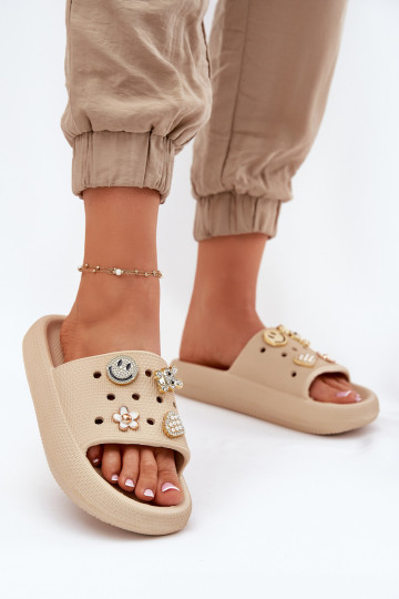 Pantoufles pour femmes Pantoufles légères Z Przypinkami Vinceza 76055 beige