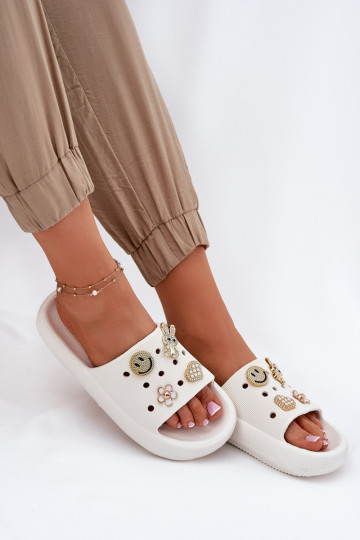 Pantoufles pour femmes Pantoufles légères Z Przypinkami Vinceza 76055 couleur blanche