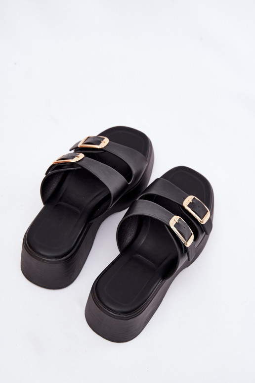 Pantoufles pour femmes Sur un coin et plateforme avec boucles couleur noire Nitarelia