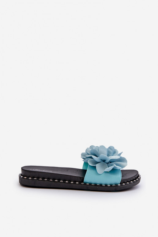 Pantoufles pour femmes Ozdobione avec des motifs florauxami couleur bleue Cellanen