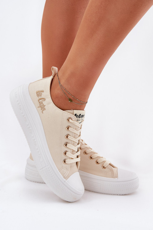 Chaussures de loisirs avec une plateforme Lee Cooper LCDANS-24-44-2464L beige
