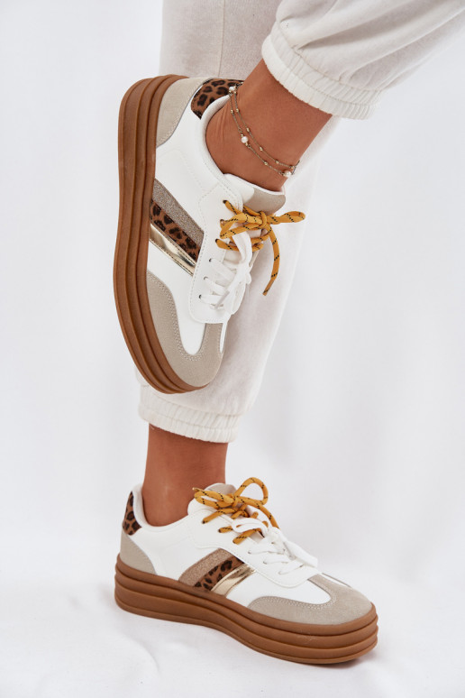 Chaussures modèle baskets Féminin avec une plateforme Z PodÀójnym Laçagem avec des motifs en fourrure de léopard couleur blanche