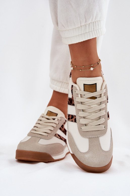Faible Chaussures modèle baskets Féminin avec des motifs en fourrure de léopard beige Rulaana Faible Chaussures modèle baskets Féminin avec des motifs en fourrure de léopard beige Rulaana