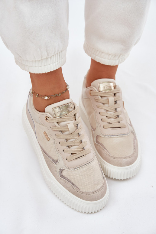 Peau Chaussures modèle baskets Féminin avec une plateforme beige Velarria
