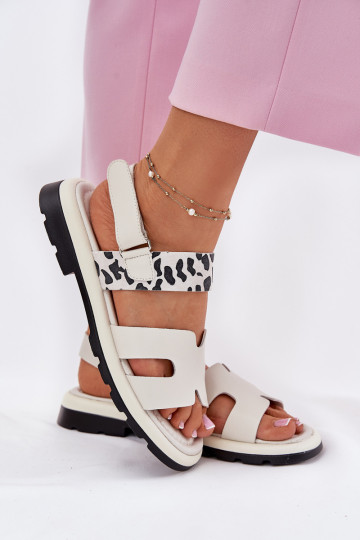 Sandales pour femmes Féminin avec des talons larges avec des motifs en fourrure de léopard Vinceza 66780 beige