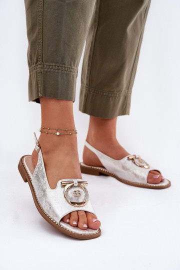Style élégant des sandales avec des ornements avec des talons larges S.Barski KV51-003 couleur argent