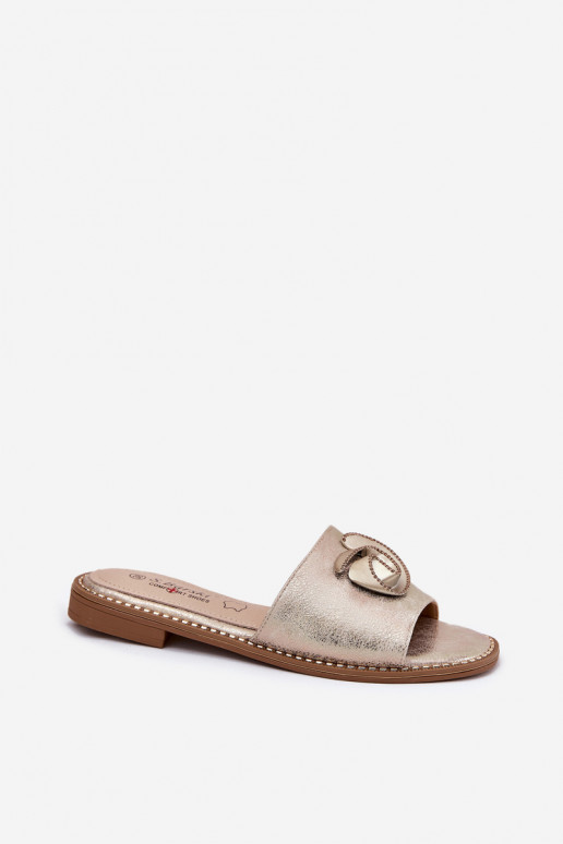 Pantoufles pour femmes avec des talons larges Avec des décorations Detalem KV51-007 couleur dorée Pantoufles pour femmes avec des talons larges Avec des décorations Detalem KV51-007 couleur dorée