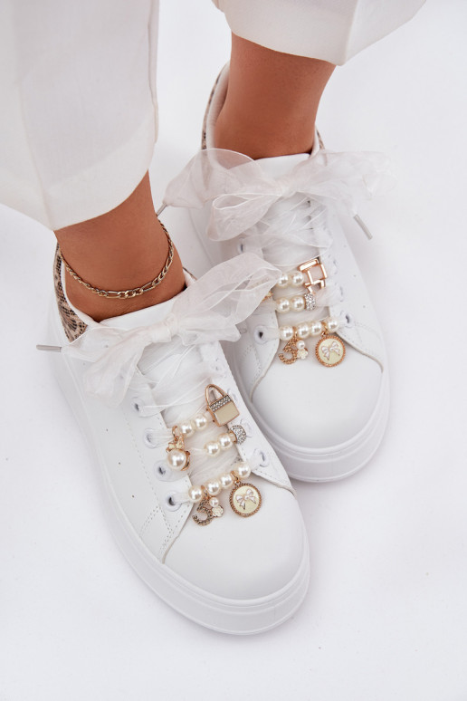 Chaussures modèle baskets Féminin avec une plateforme Z Przypinkami couleur blanche avec des motifs en fourrure de léopard Ocerd