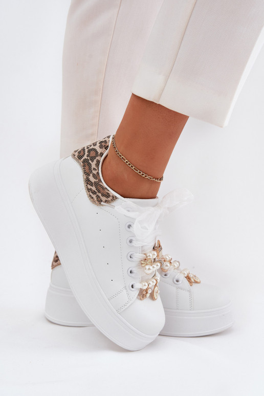 Chaussures modèle baskets Féminin avec une plateforme Z Przypinkami couleur blanche avec des motifs en fourrure de léopard Ocerd
