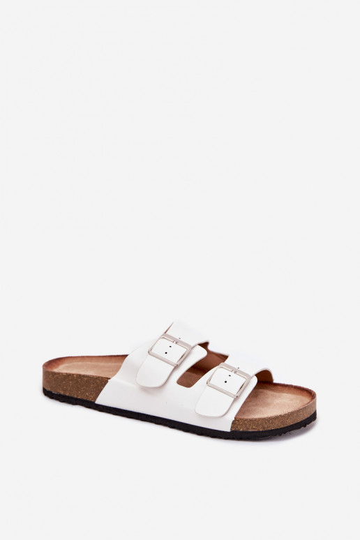 Pantoufles pour femmes avec une plateforme avec boucles couleur blanche Evisolla Pantoufles pour femmes avec une plateforme avec boucles couleur blanche Evisolla