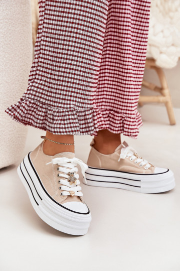 Chaussures de loisirs avec une plateforme Ze couleur doréemi Przypinkami beige Fiorina