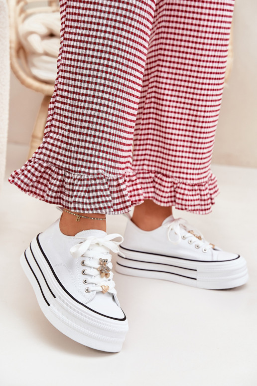 Chaussures de loisirs avec une plateforme Ze couleur doréemi Przypinkami couleur blanche Fiorina