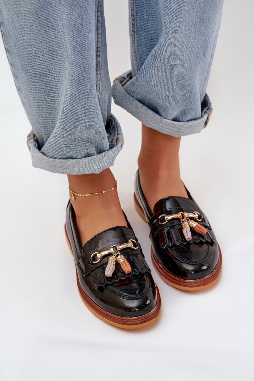Mocassins en cuir noirs de style...