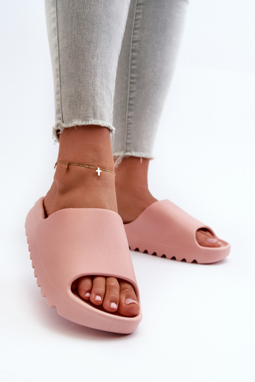 Pantoufles à la mode avec une plateforme couleur rose Estella Pantoufles à la mode avec une plateforme couleur rose Estella