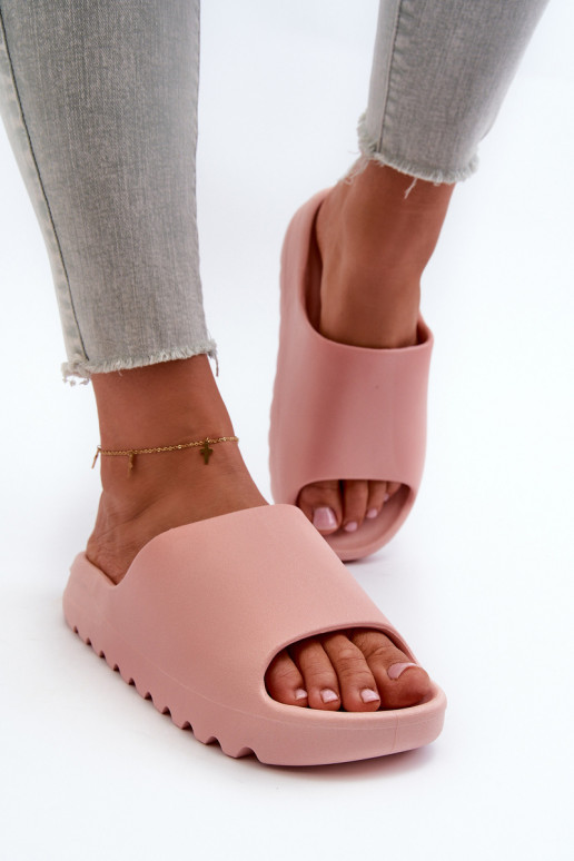 Pantoufles à la mode avec une plateforme couleur rose Estella Pantoufles à la mode avec une plateforme couleur rose Estella
