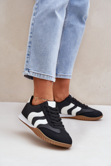 Baskets classiques Féminin en cuir écologique couleur noire Il fautretina
