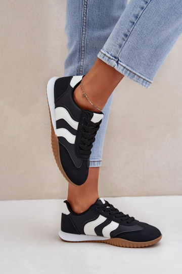 Baskets classiques Féminin en cuir écologique couleur noire Il fautretina 2