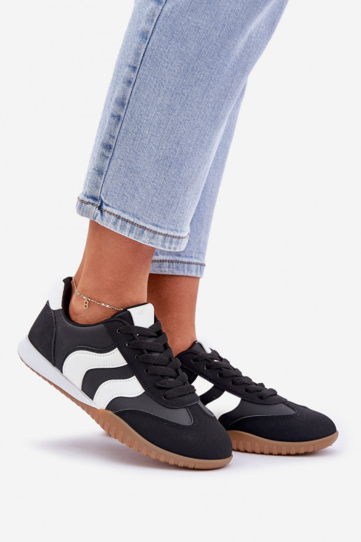 Baskets classiques Féminin en cuir écologique couleur noire Il fautretina Baskets classiques Féminin en cuir écologique couleur noire Il fautretina