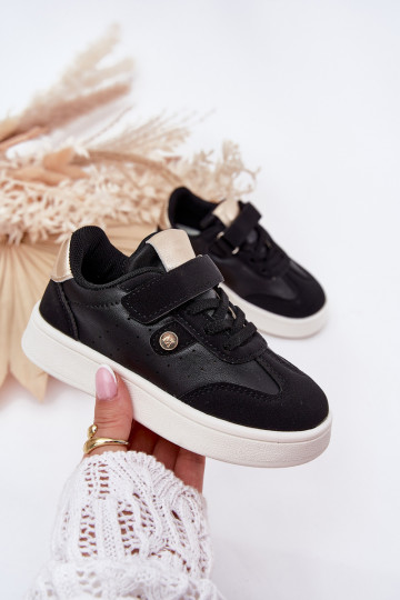 baskets Chaussures modèle baskets Puéril avec attaches adhésives couleur noire Zarina