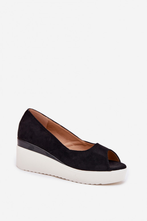 Sandales pour femmes Sur un coin Z en daim écologiqueu couleur noire Velira