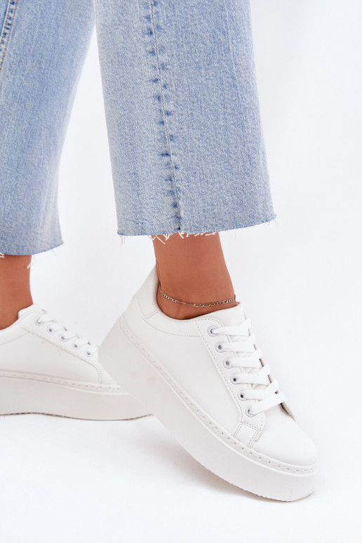 Chaussures modèle baskets Féminin avec une plateforme couleur blanche Sallira
