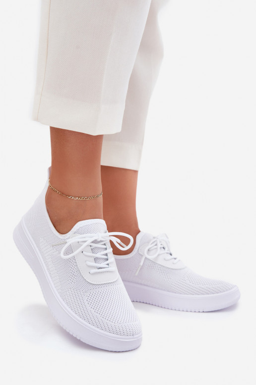  Un modèle convaincant baskets avec une plateforme Féminin couleur blanche Kalyra