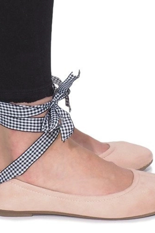 Chaussures noires avec perles, 588C-12A