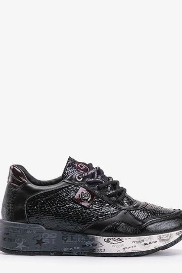 Baskets noires, « Aubrie »