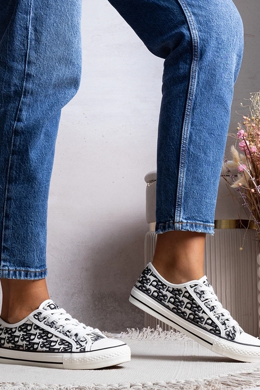 Ballerines noires et blanches, «...