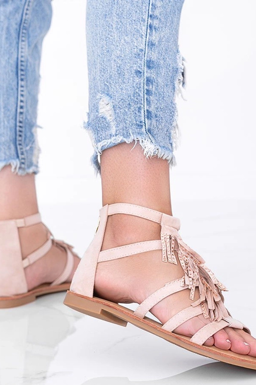 Sandales couleur sable avec pompons,...