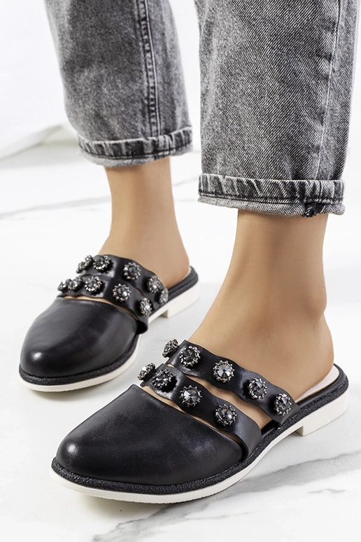 Tongs cloutées noires Asselt