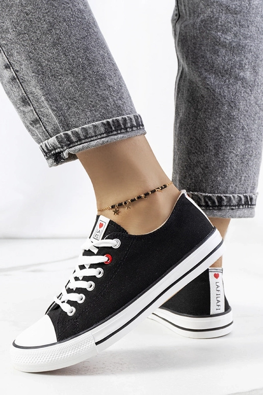 Baskets classiques noires pour femmes... Baskets classiques noires pour femmes...