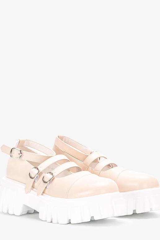 Bottines couleur sable sur semelle de...