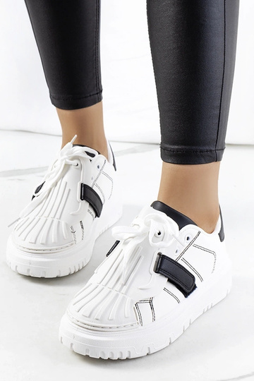 Baskets blanches avec...