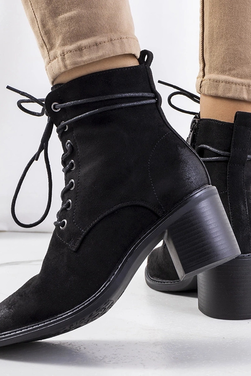 Bottines à lacets en daim noir Sanlow