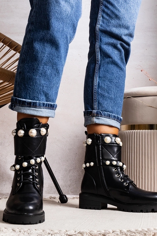 Bottines à lacets noires pour femmes...