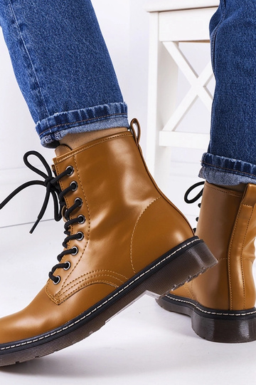 Bottes de combat marron...