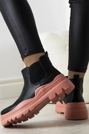 Bottines noires sur plateforme rose, « Tausel »