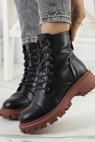 Chaussures de randonnée...