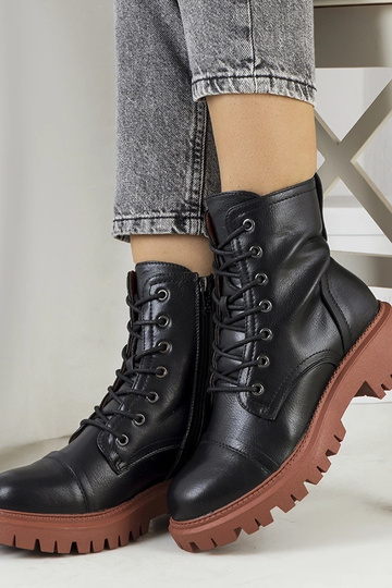 Chaussures de randonnée... 2