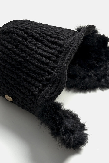 Chapeau Zora noir avec cache-oreilles