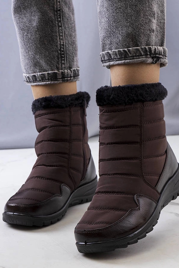 Bottines marron matelassées pour l'hiver, « Beau »