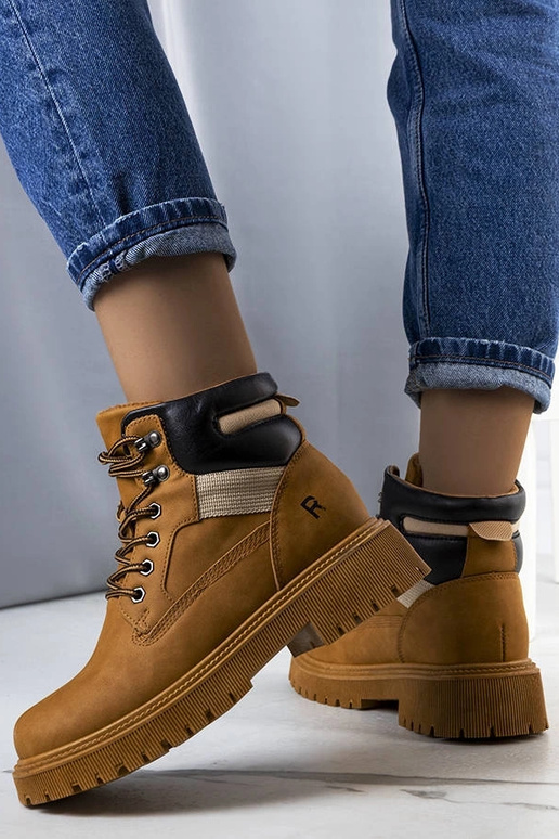 Bottes Nadel isolées marron